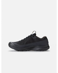 Black / Black