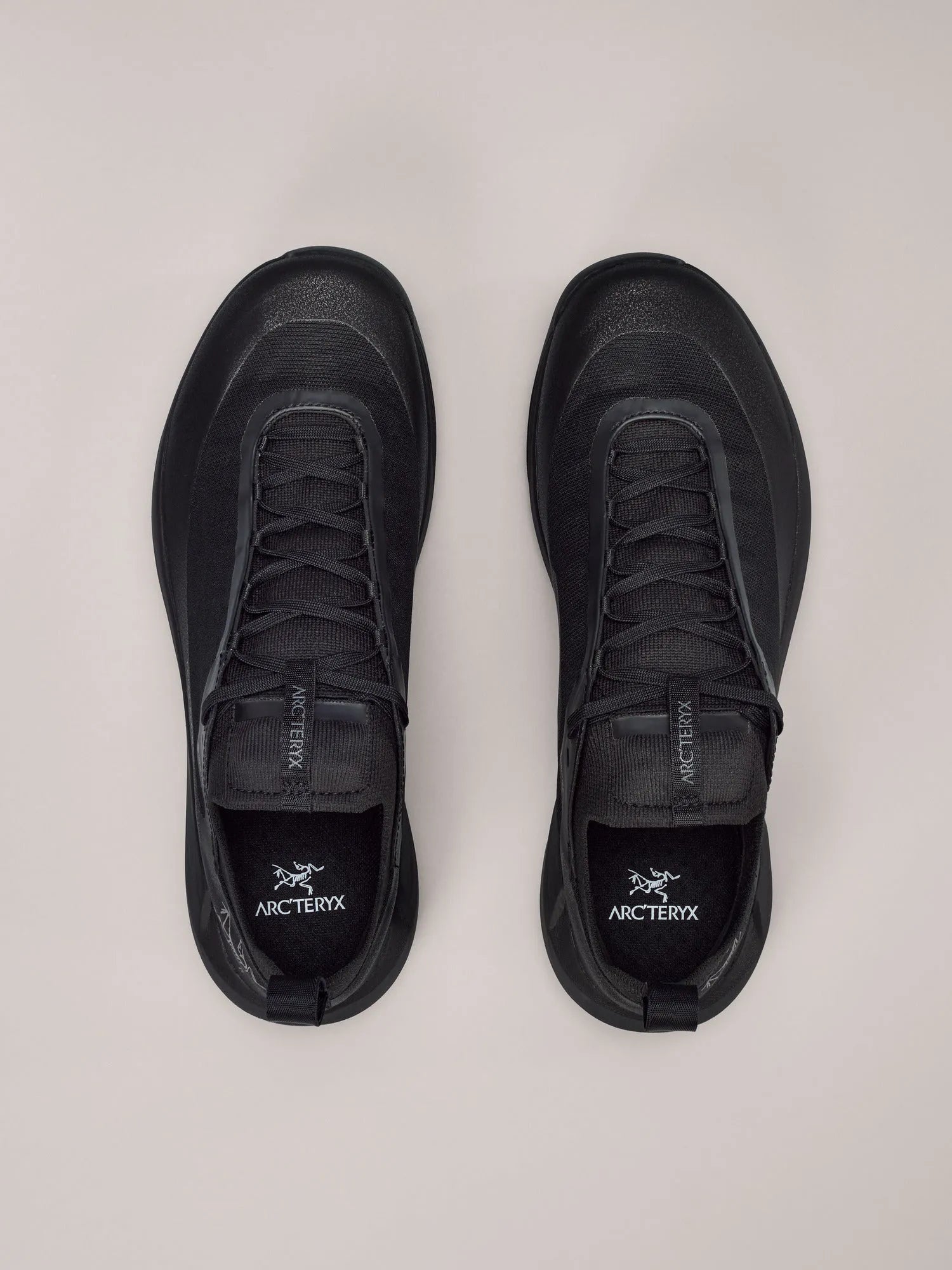 Black / Black