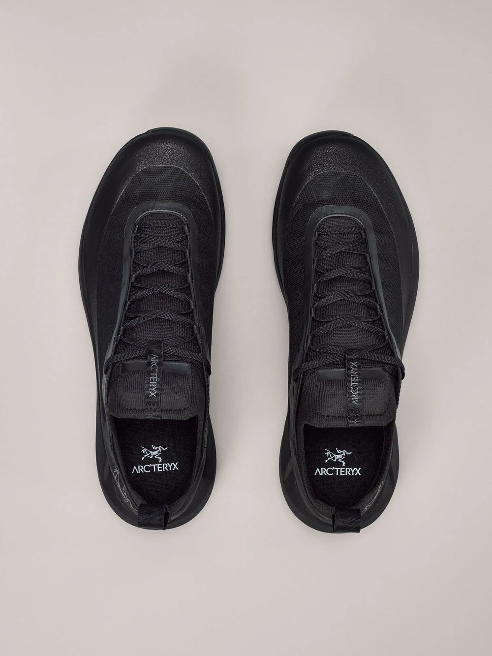 Black / Black