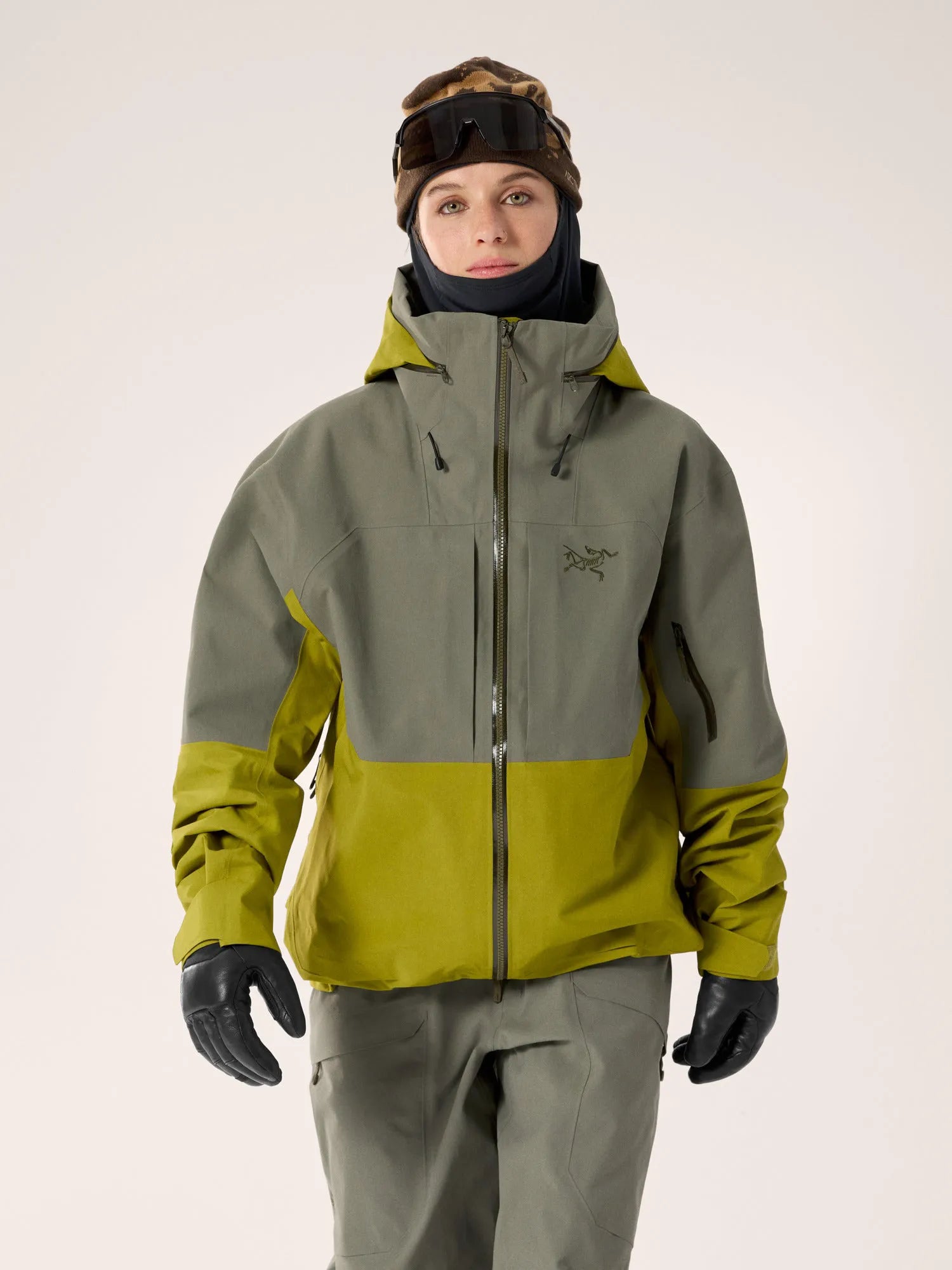 Olive Moss / Forage