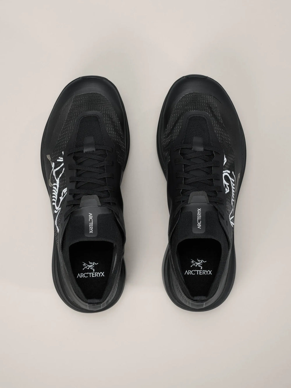 Black / Black