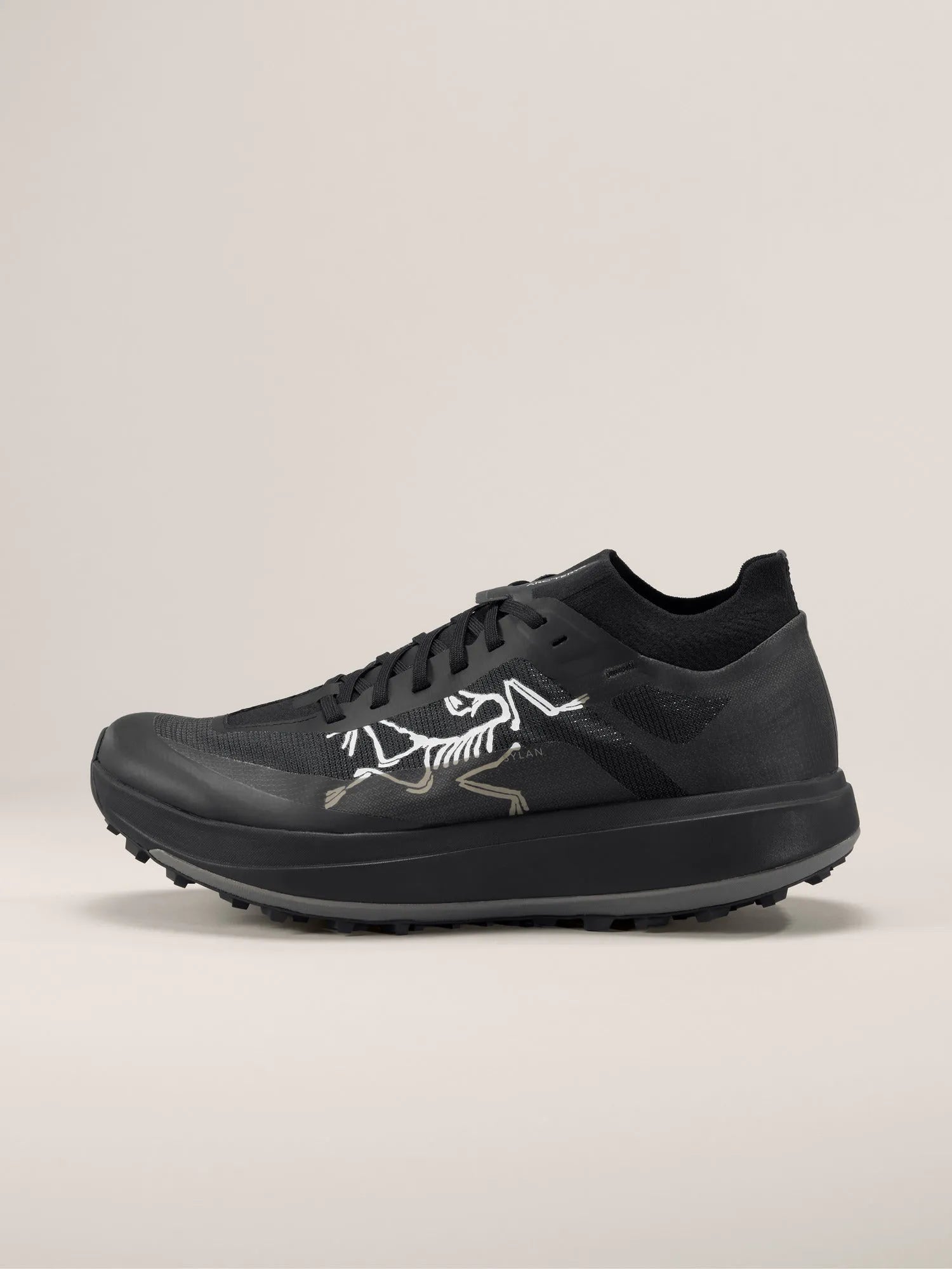 Black / Black