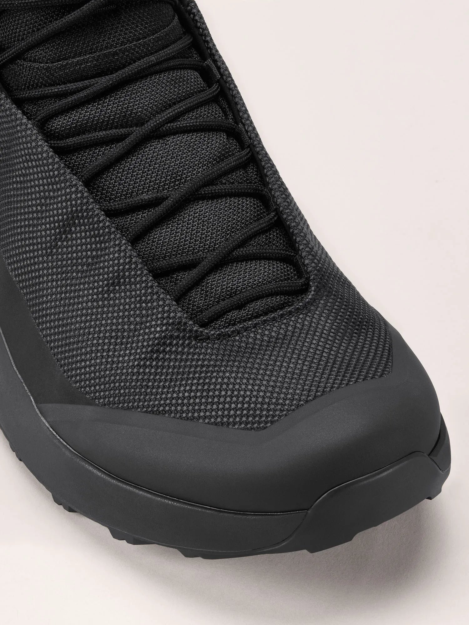 Black / Black